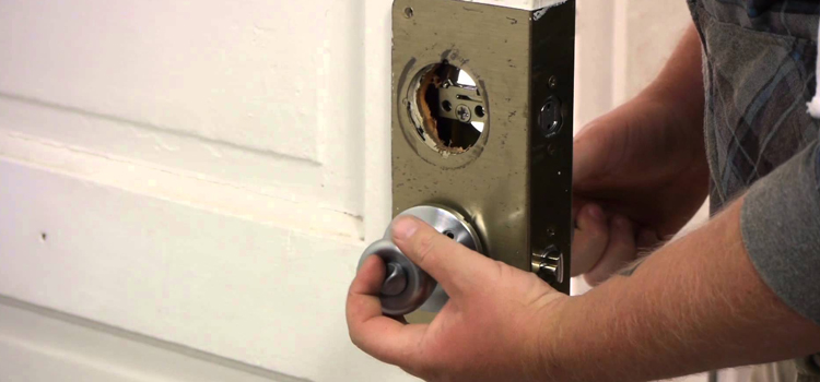 Home Lock Change in Oakland